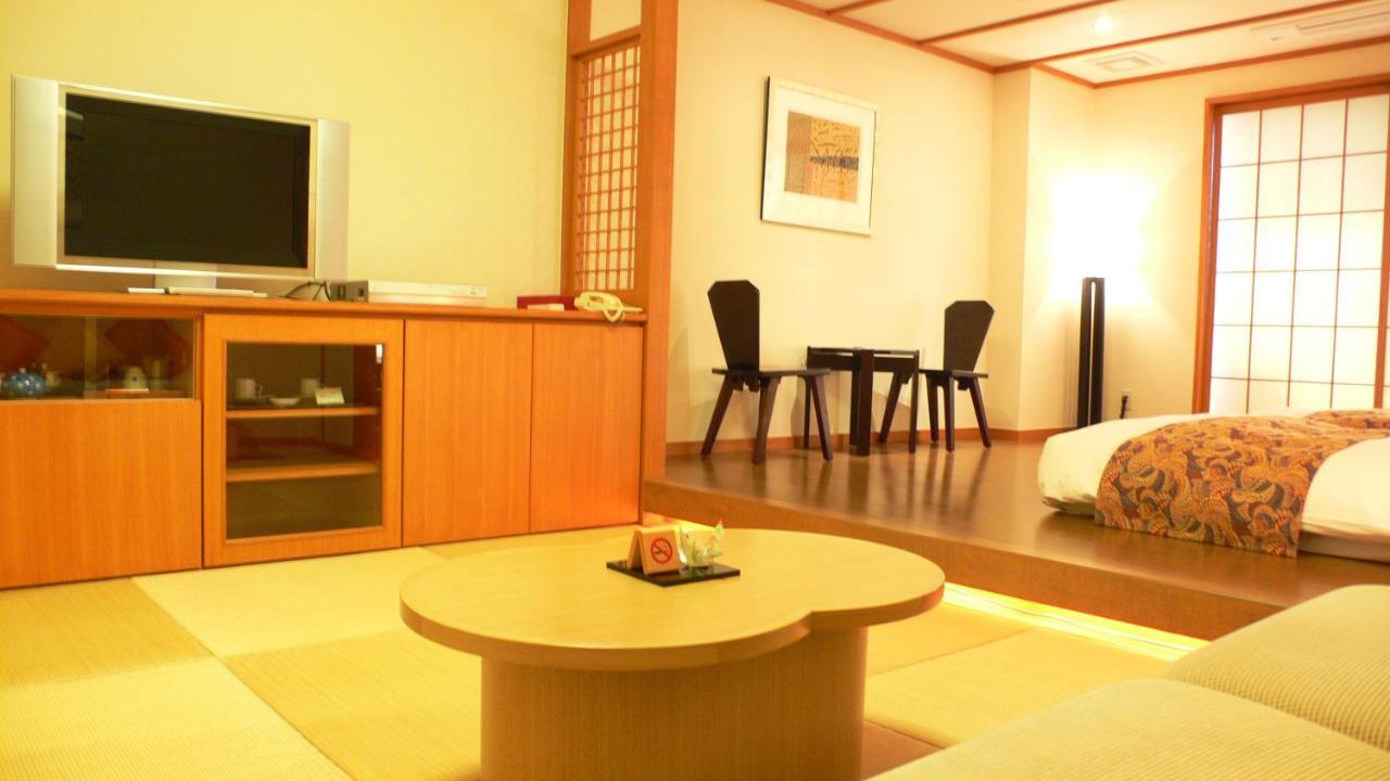 Dogo Prince Hotel Matsuyama  Dış mekan fotoğraf